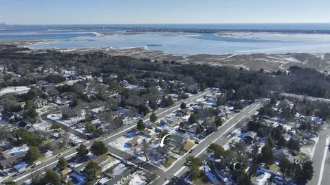 $799,000 | 29 East Hollywood Lane, Beesleys Point, NJ 08223