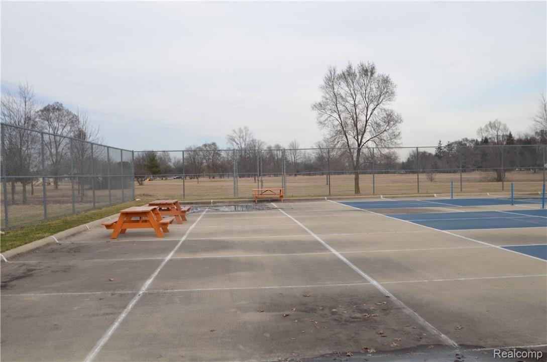 47865 Frederick Road Utica, MI 48317 - Photo 31 of 32 DSC_0158.JPG