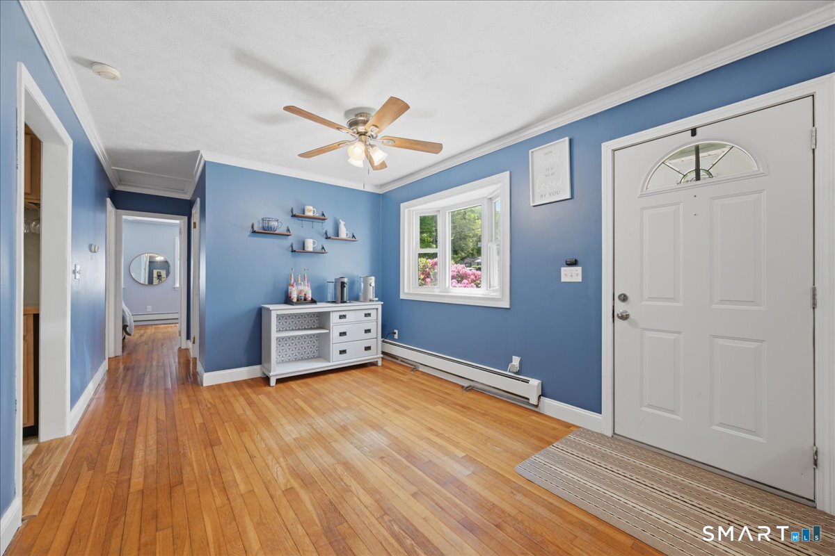 860 Long Cove Road Ledyard, CT 06335 - Photo 10 of 38