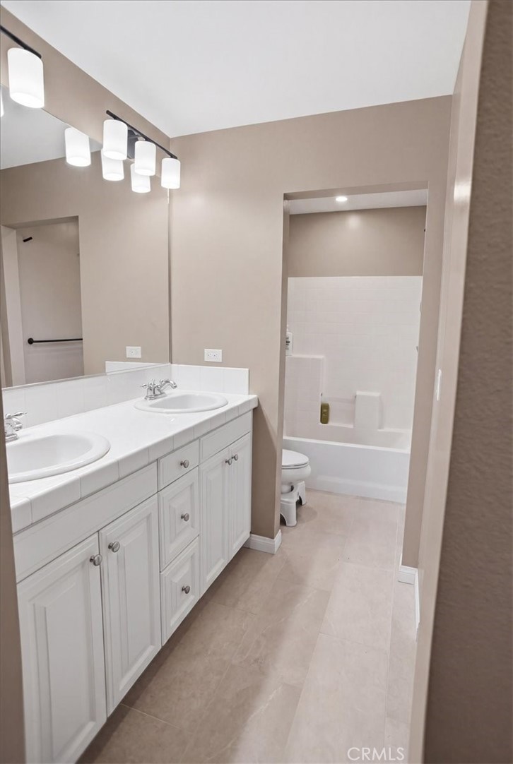 28475 Santa Rosa Lane Saugus, CA 91350 - Photo 10 of 19