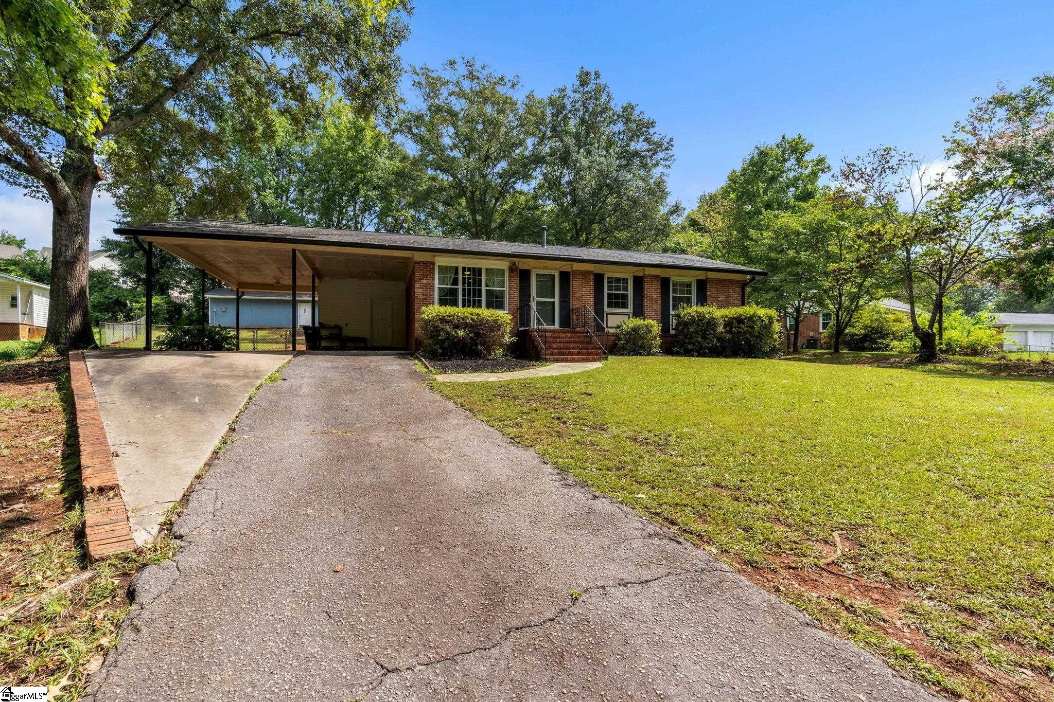110 Cherokee Road Easley, SC 29642 - Photo 3 of 42 Gallery Image 3