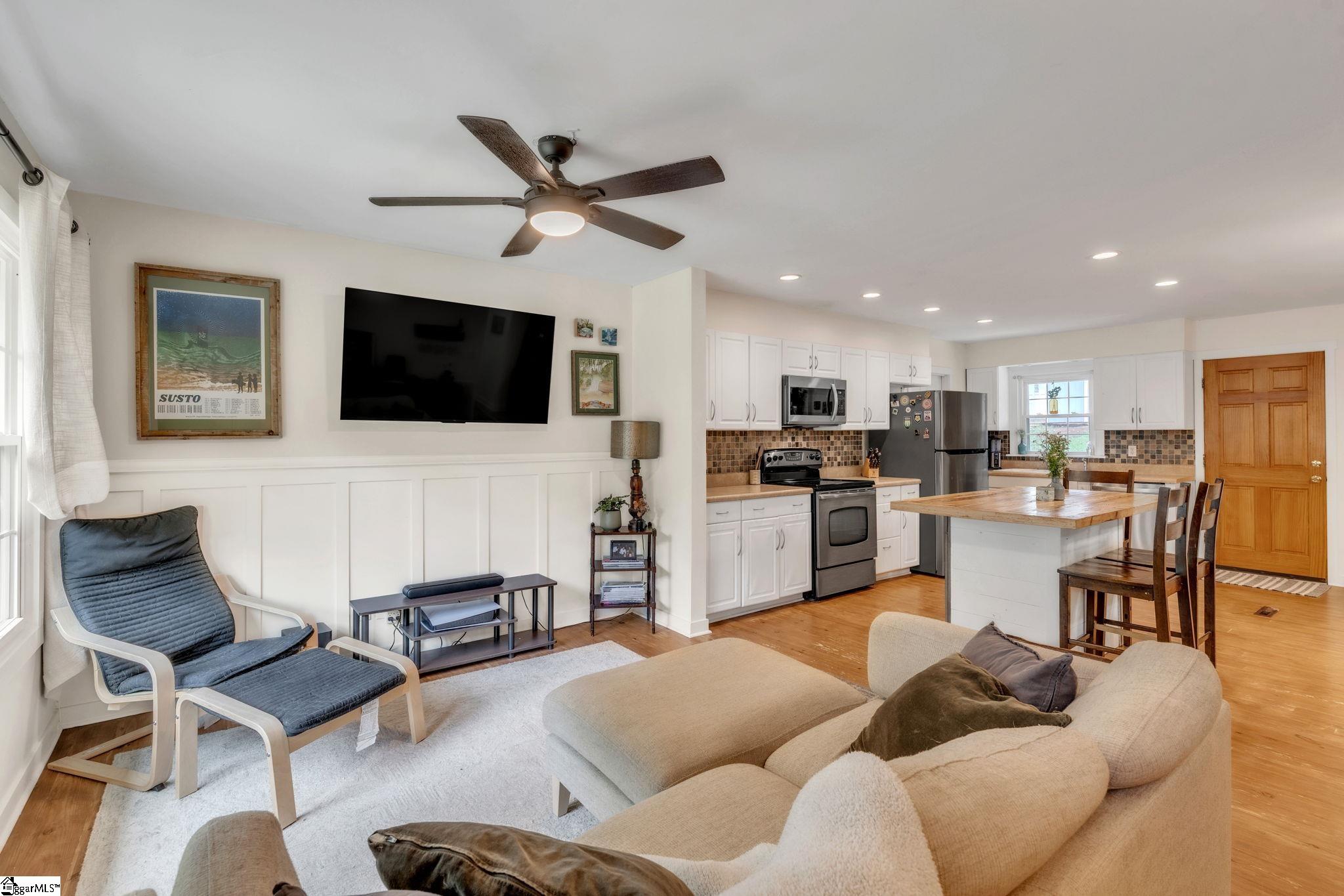 110 Cherokee Road Easley, SC 29642 - Photo 10 of 42 Gallery Image 10