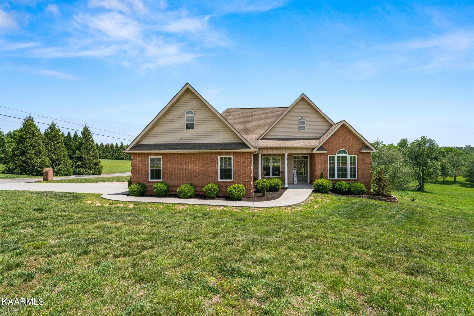 229 Florence Circle, Dandridge, TN 37725 Compass