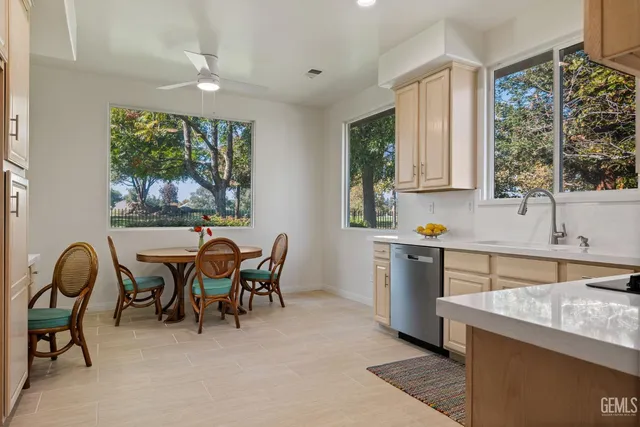 $595,000 | Undisclosed Address, Bakersfield, CA 93311