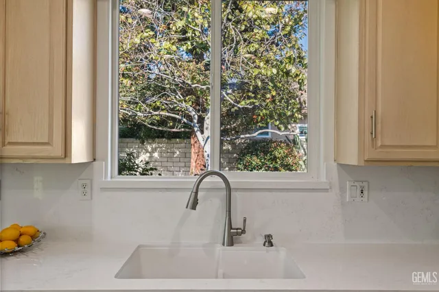 $595,000 | Undisclosed Address, Bakersfield, CA 93311