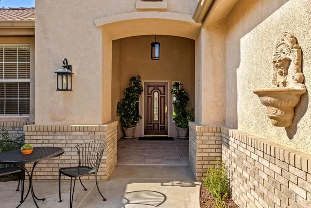 $595,000 | Undisclosed Address, Bakersfield, CA 93311