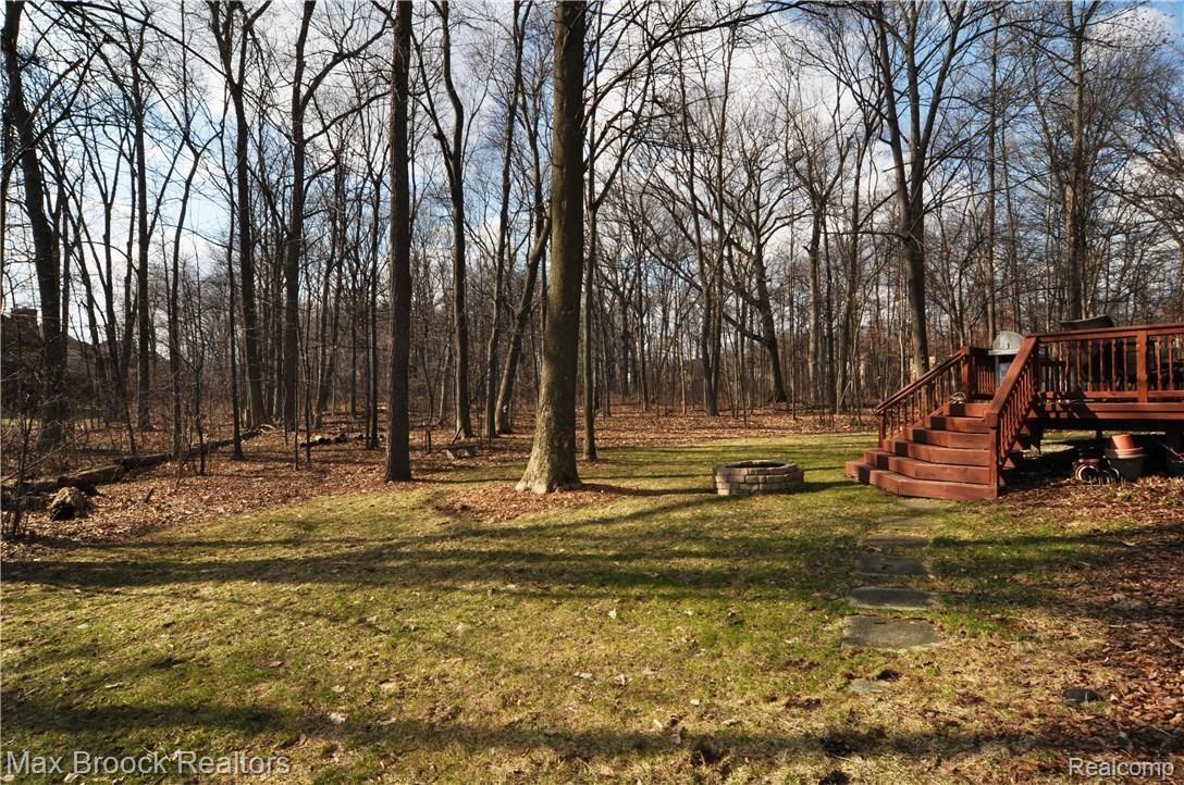699 Twin Oaks Court Rochester, MI 48307 - Photo 51 of 65 DSC_0133.JPG