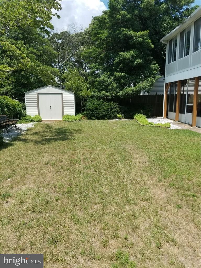 18 Harbor Road Toms River, NJ 08753 - Photo 4 of 26 Gallery Image 4