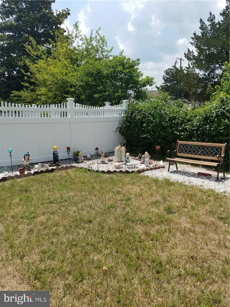 18 Harbor Road Toms River, NJ 08753 - Photo 5 of 26 Gallery Image 5