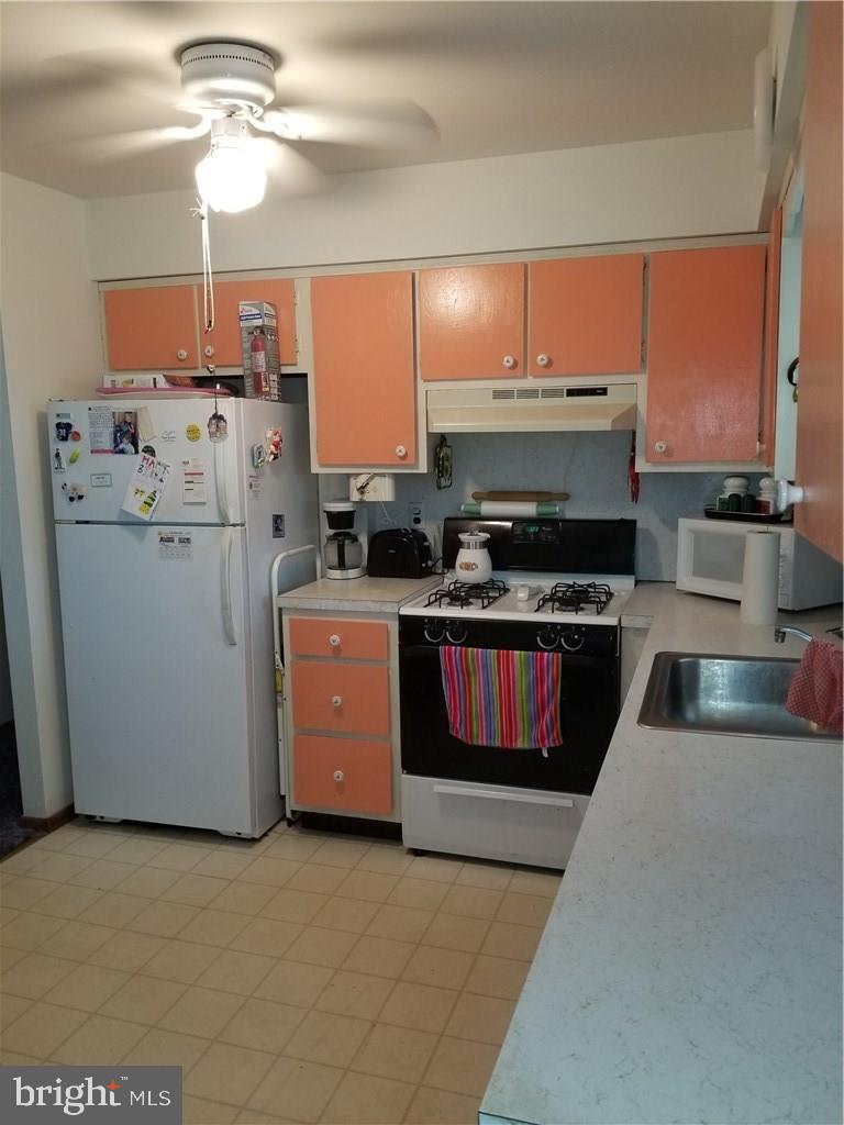 18 Harbor Road Toms River, NJ 08753 - Photo 10 of 26 Gallery Image 10