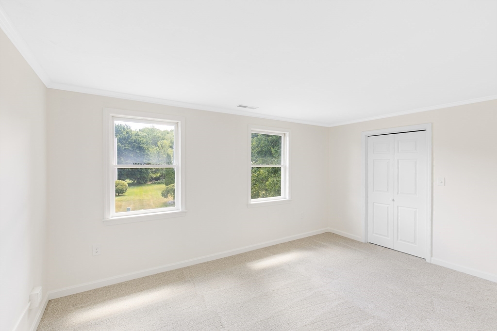 138 Orchard Hill Road Haverhill, MA 01835 - Photo 22 of 42