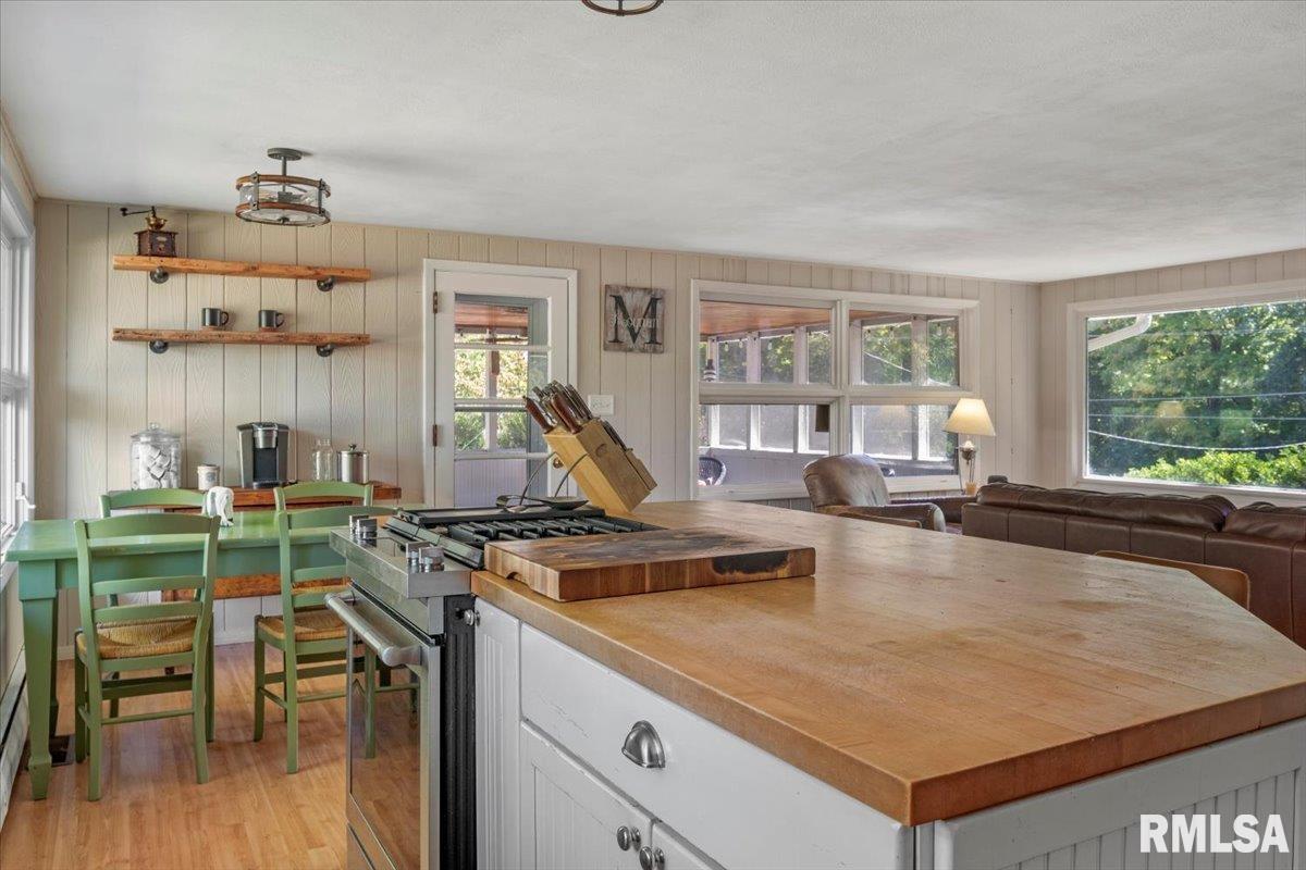 4007 Spaulding Orchard Road Springfield, IL 62711 - Photo 15 of 44
