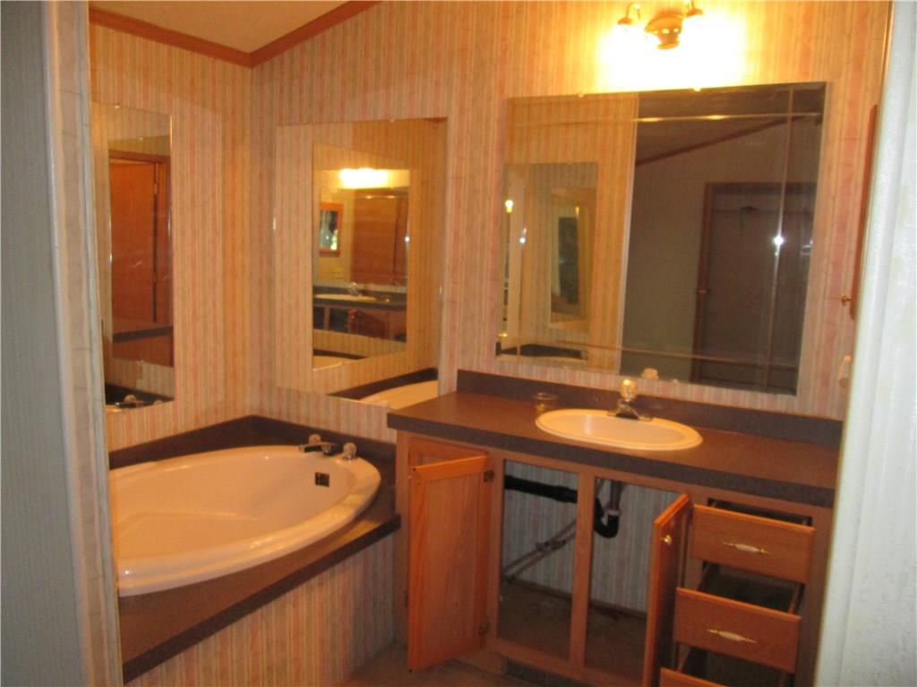 228 Mahood Road Butler, PA 16001 - Photo 11 of 25 Gallery Image 11