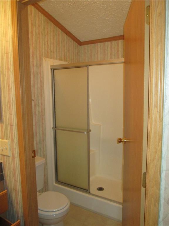 228 Mahood Road Butler, PA 16001 - Photo 10 of 25 Master Bathroom