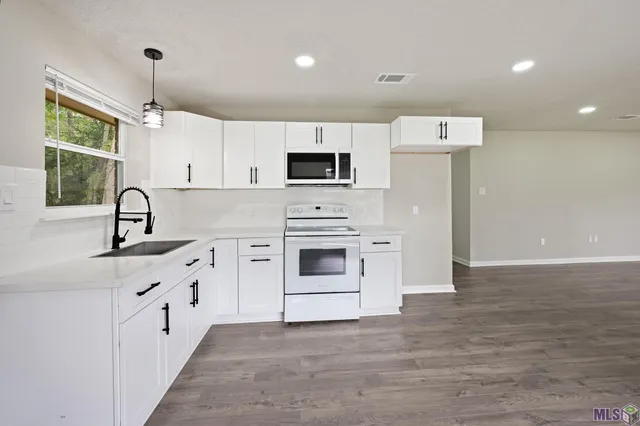 $225,000 | 8724 Metairie Drive, Baton Rouge, LA 70810