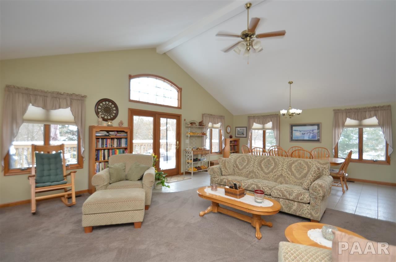 4017 South Autumn Drive Mapleton, IL 61547 - Photo 3 of 30 Gallery Image 3