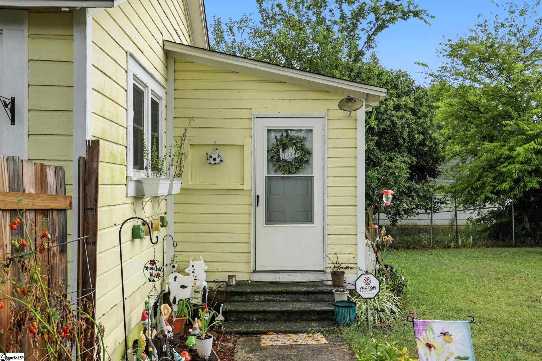 303 Poplar Street Gaffney, SC 29341 - Photo 16 of 24