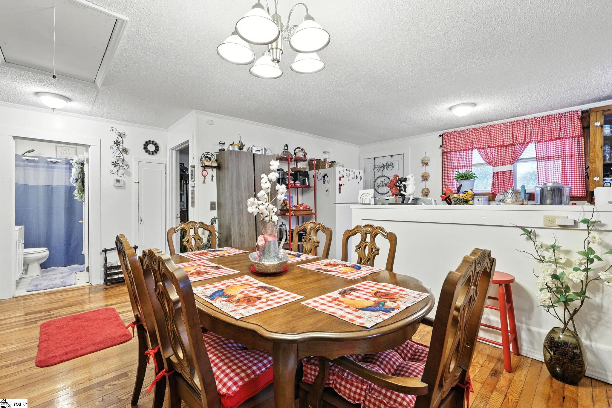 303 Poplar Street Gaffney, SC 29341 - Photo 8 of 24