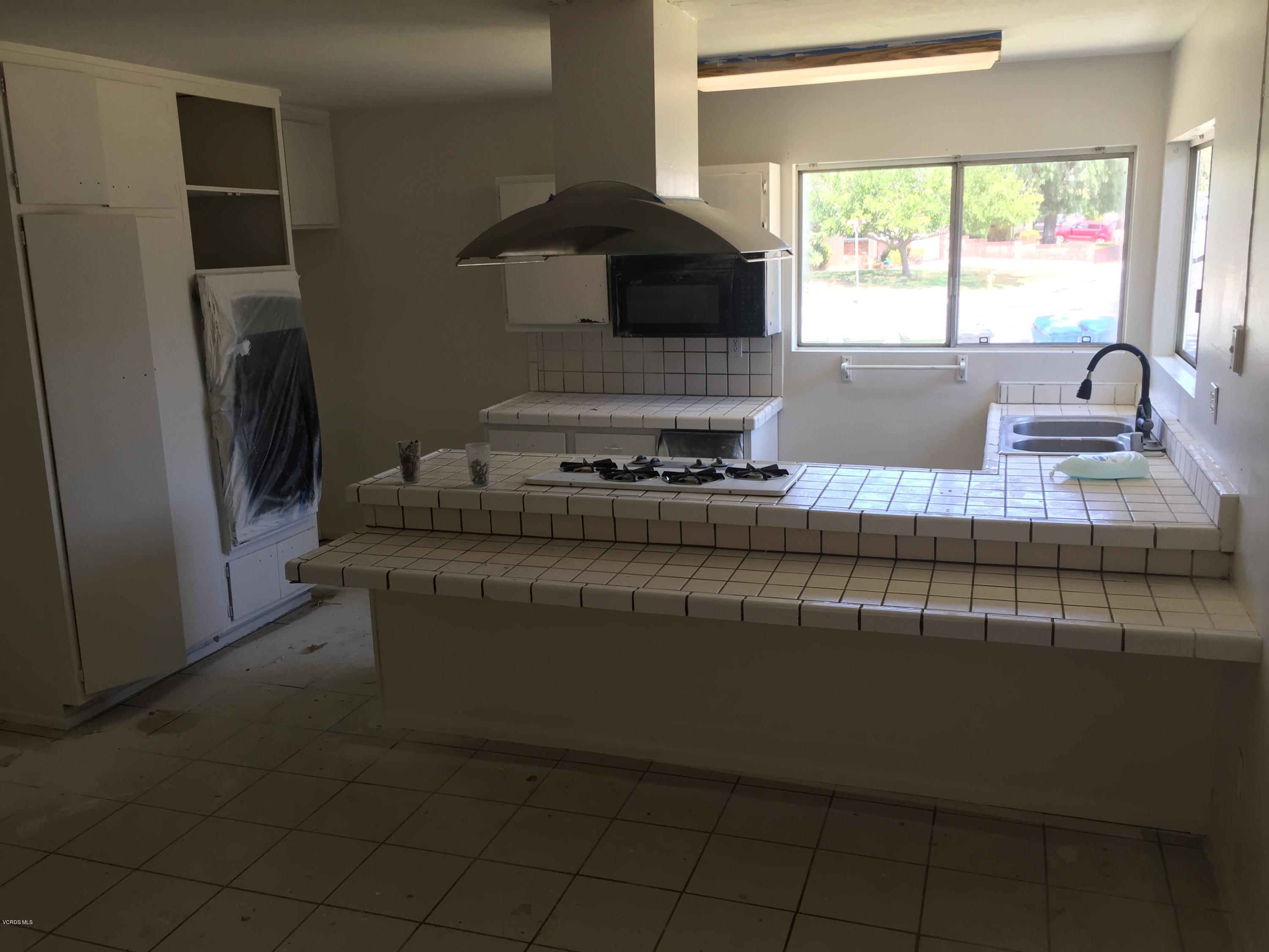 4598 Alpine Street Simi Valley, CA 93063 - Photo 2 of 11 IMG_5475
