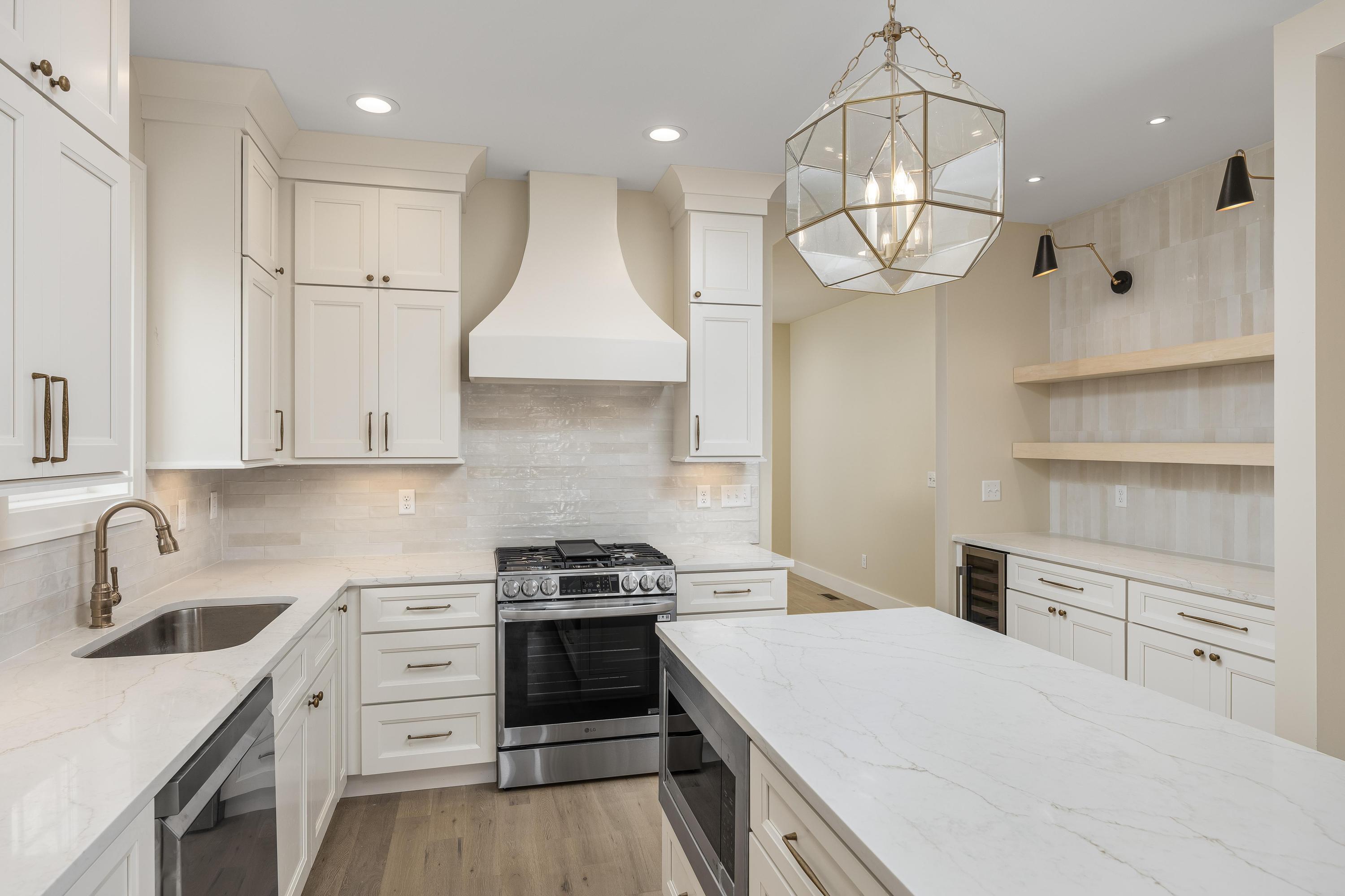 308 Pine Ridge Road Chattanooga, TN 37405 - Photo 12 of 41 2024_03_March_308_Pine_Ridge_Dr_0021