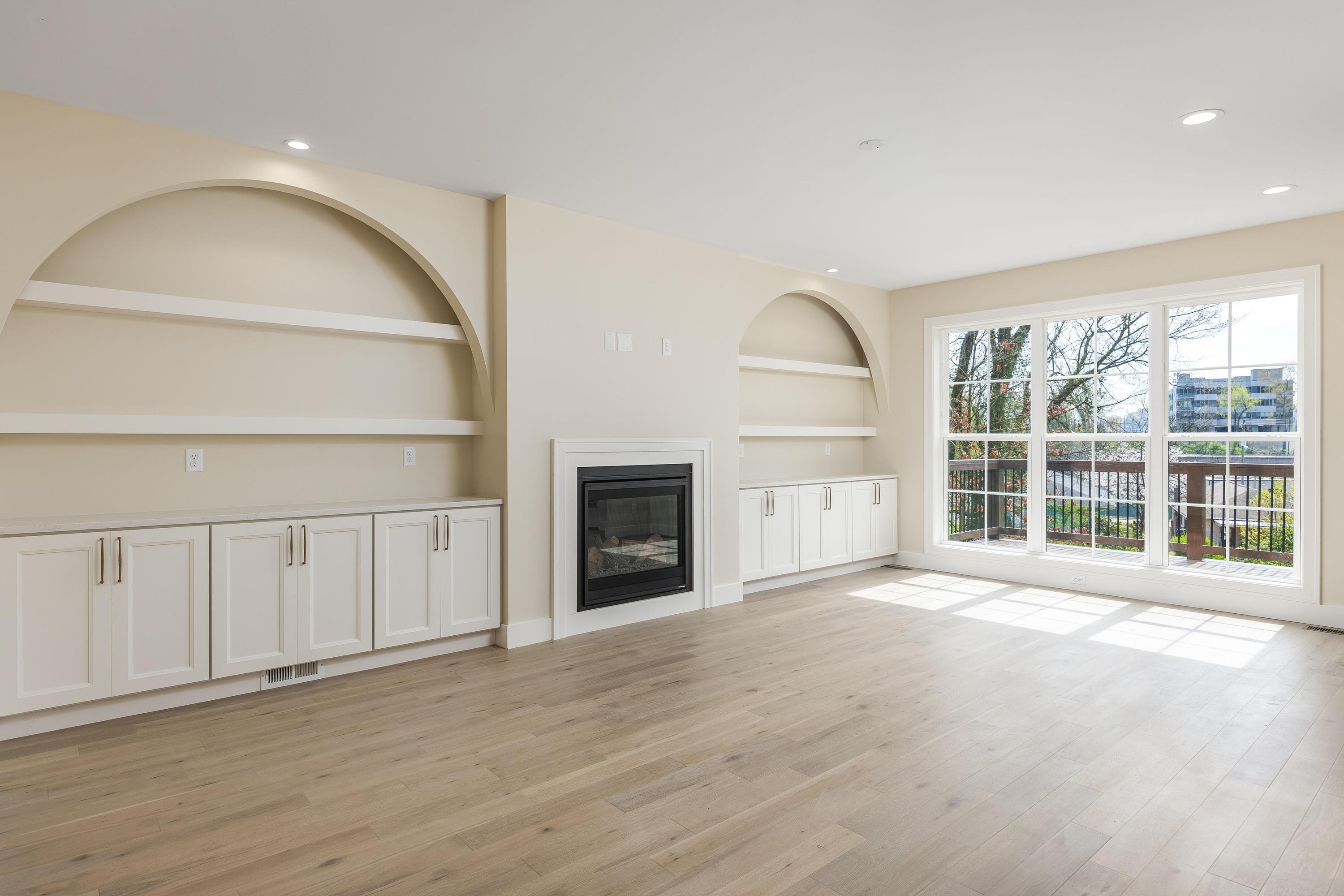 308 Pine Ridge Road Chattanooga, TN 37405 - Photo 15 of 41 2024_03_March_308_Pine_Ridge_Dr_0024