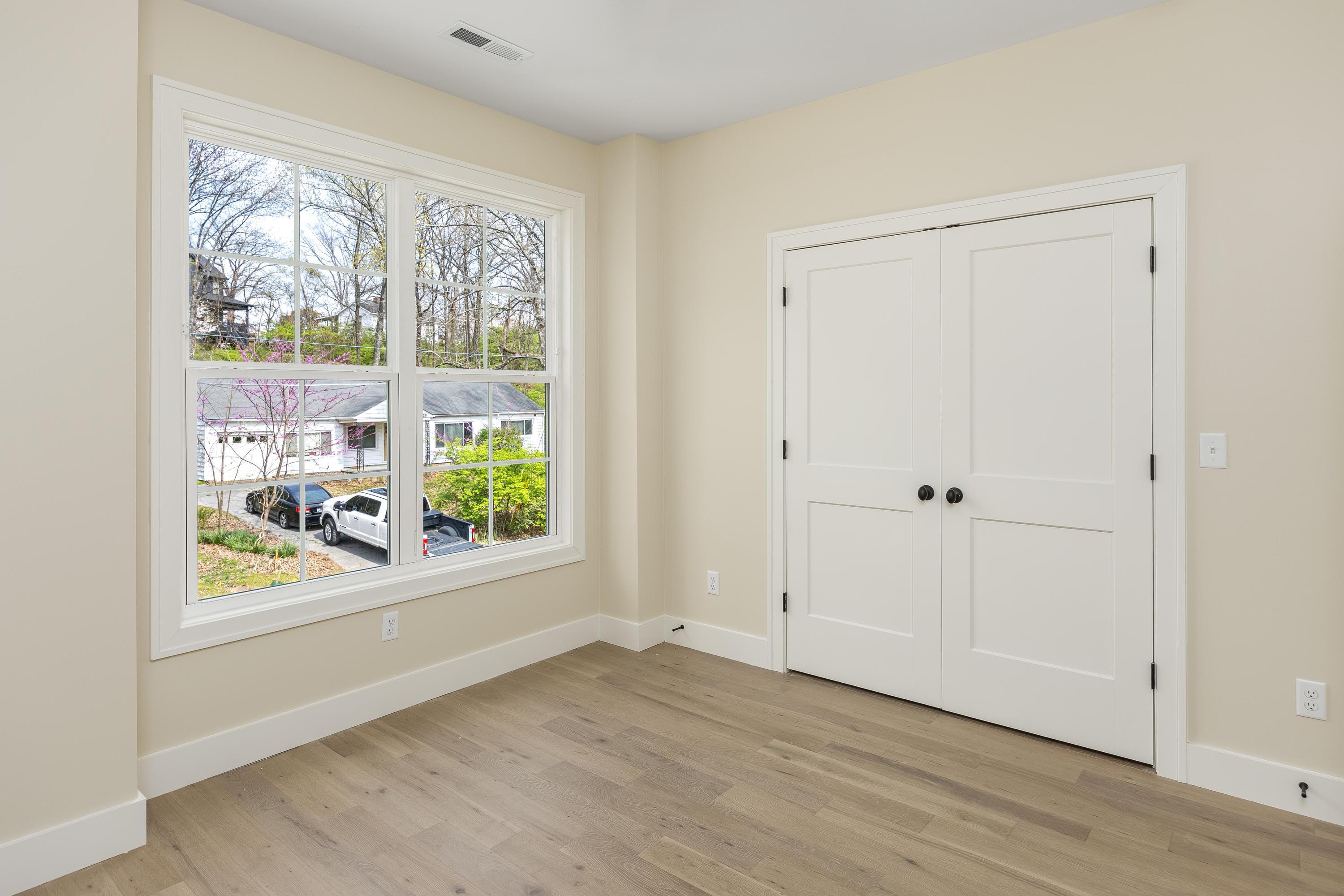 308 Pine Ridge Road Chattanooga, TN 37405 - Photo 26 of 41 2024_03_March_308_Pine_Ridge_Dr_0036