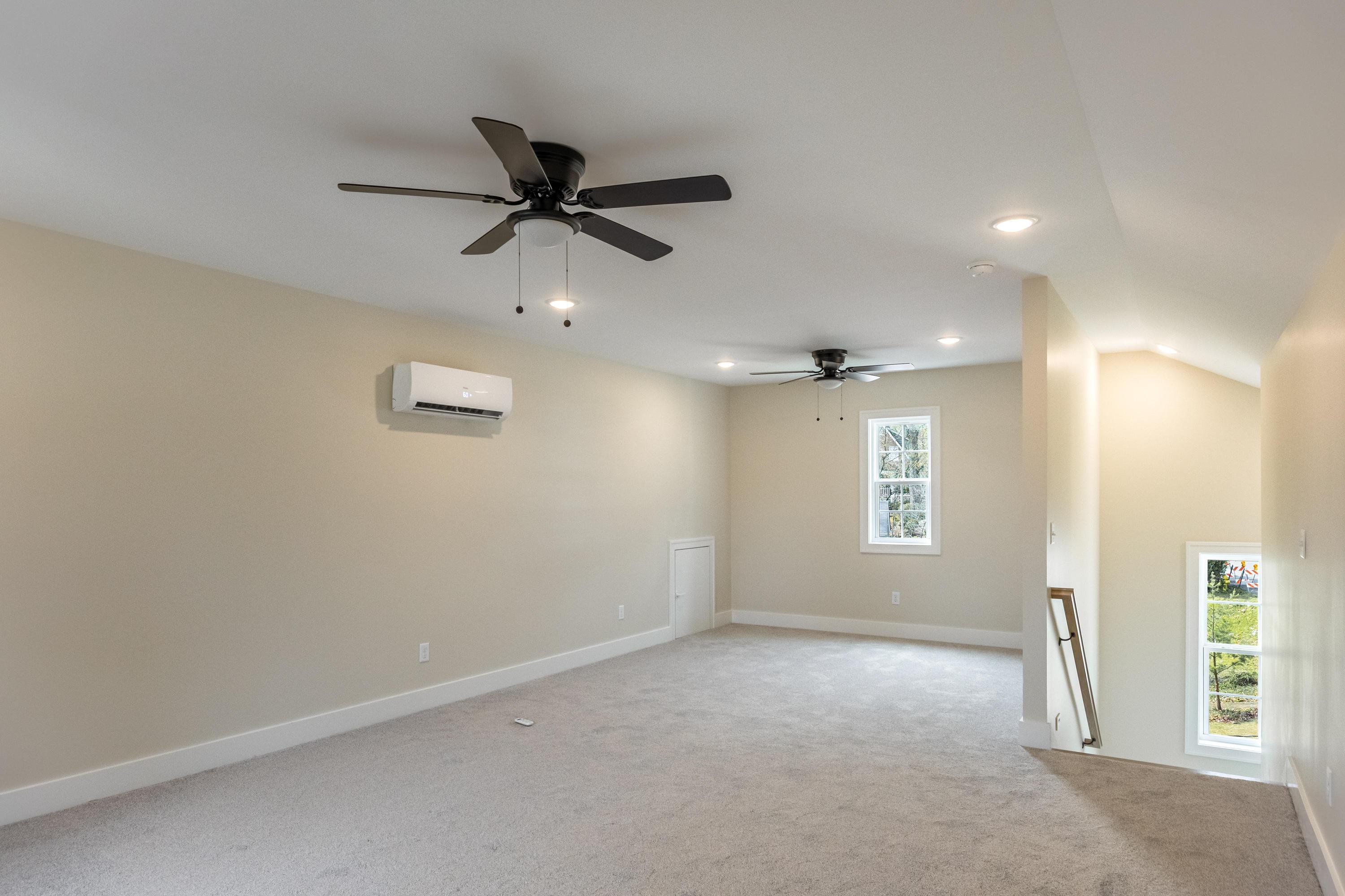 308 Pine Ridge Road Chattanooga, TN 37405 - Photo 31 of 41 2024_03_March_308_Pine_Ridge_Dr_0040