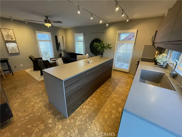 $2,995 | 167 Garden Ventura Ca, Ventura, CA 93001