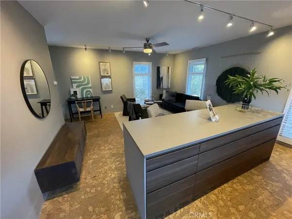 $2,995 | 167 Garden Ventura Ca, Ventura, CA 93001