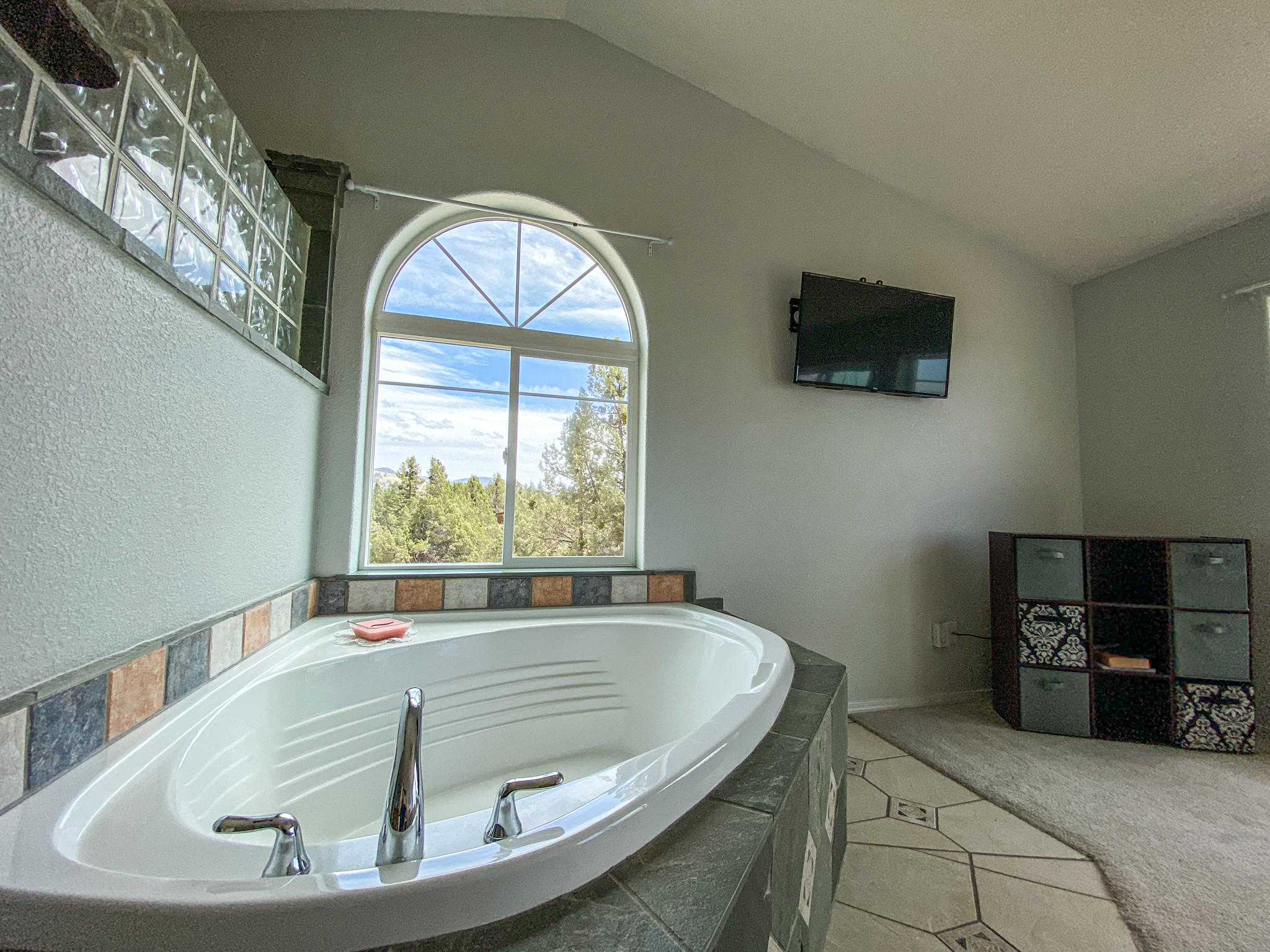 4840 Sunset Ridge Road Klamath Falls, OR 97601 - Photo 14 of 30 IMG_5561