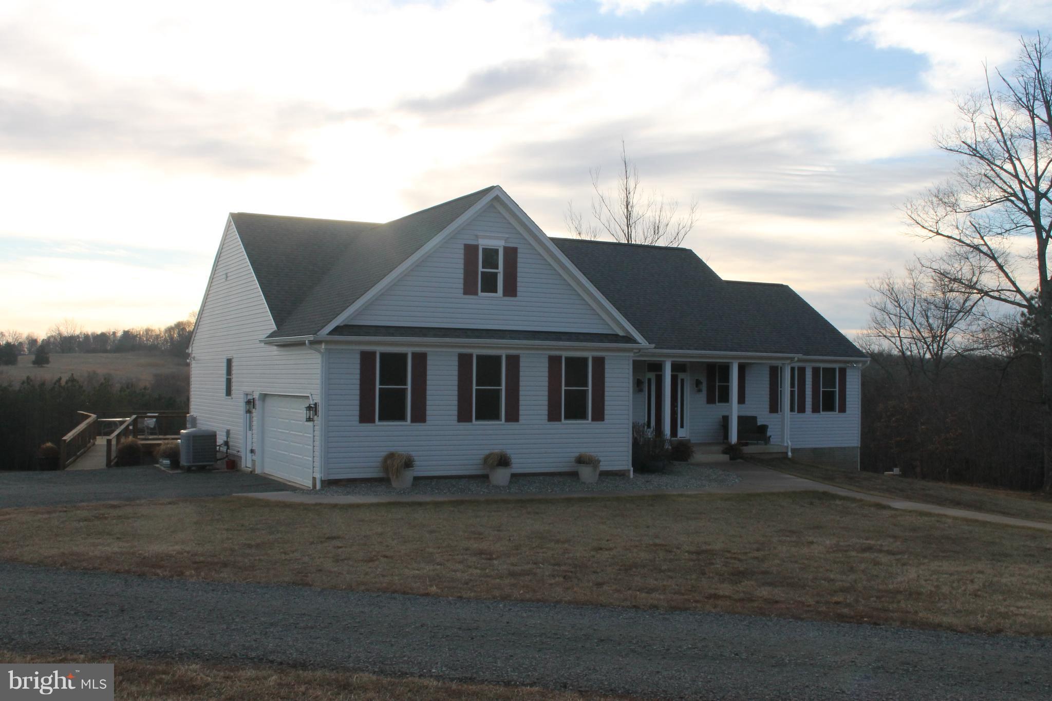 17372 Crookes Farm Road Rixeyville, VA 22737 - Photo 4 of 30 Front of home