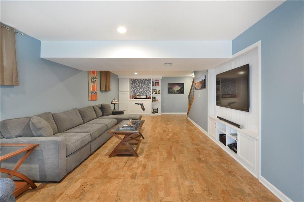 302 McCormick Road McKees Rocks, PA 15136 - Photo 21 of 25 Gallery Image 21