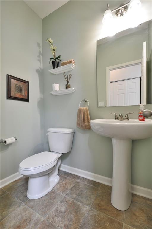 302 McCormick Road McKees Rocks, PA 15136 - Photo 10 of 25 Gallery Image 10