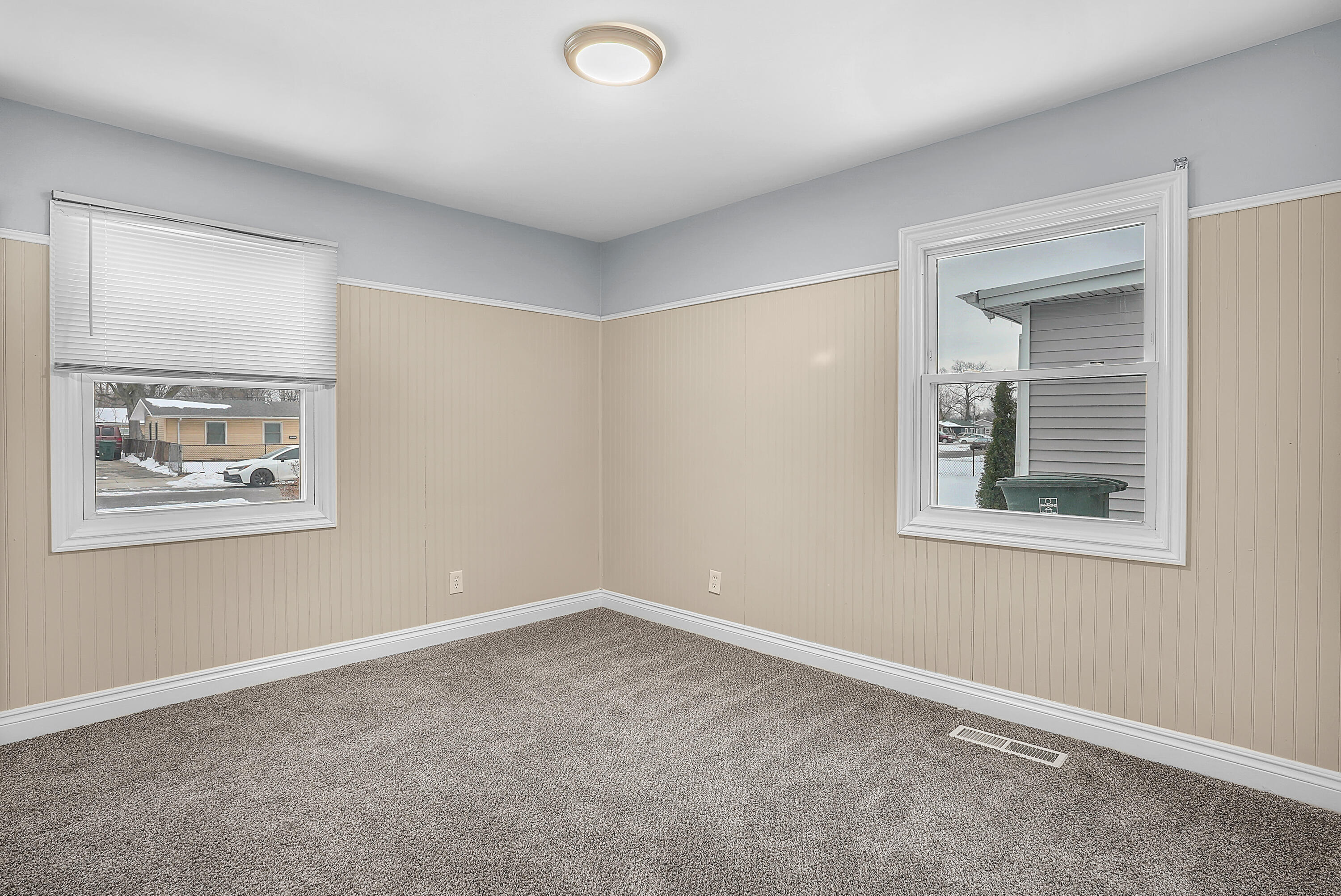 3244 176th Place Hammond, IN 46323 - Photo 11 of 14 3000x2005