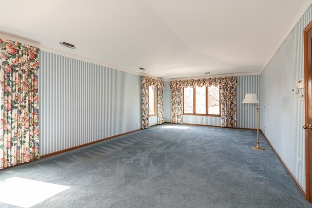 743 South County Line Road Hinsdale, IL 60521 - Photo 9 of 10