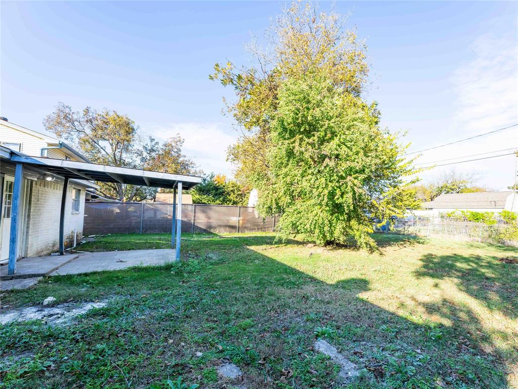 1932 Mars Drive Garland, TX 75040 - Photo 27 of 27 a view of a backyard