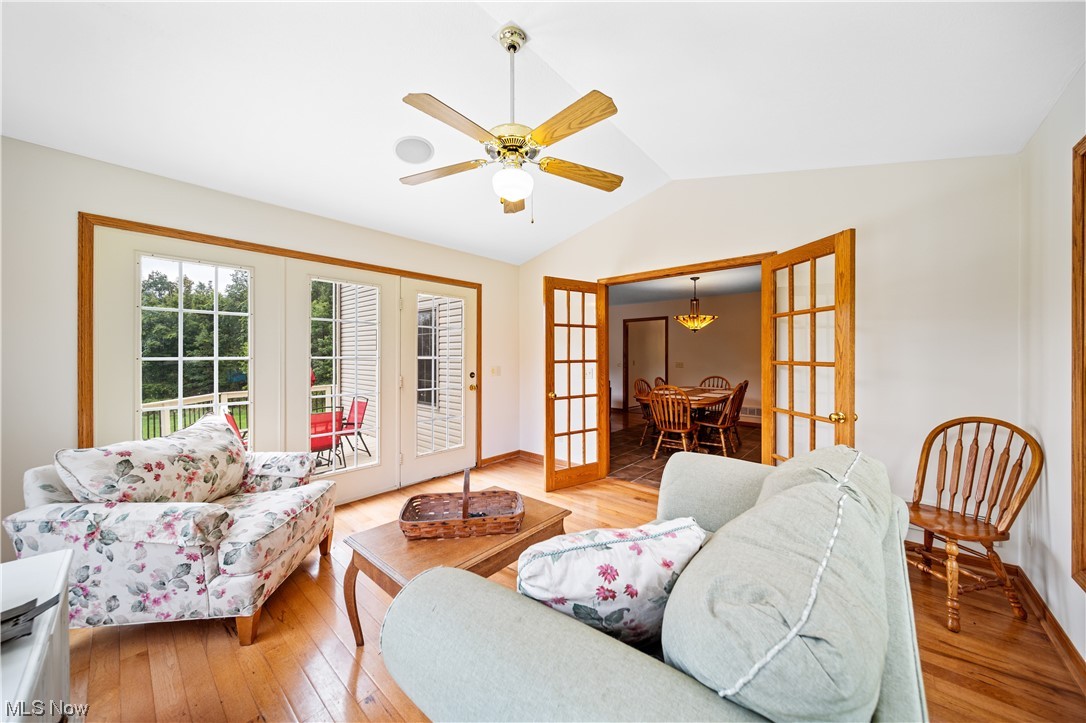 12131 Madison Road Huntsburg, OH 44046 - Photo 25 of 33 Sun Room