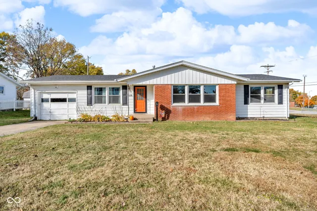 $214,900 | 328 Red Bud Lane, Greencastle, IN 46135