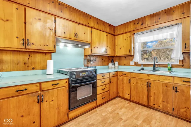 $210,999 | 328 Red Bud Lane, Greencastle, IN 46135