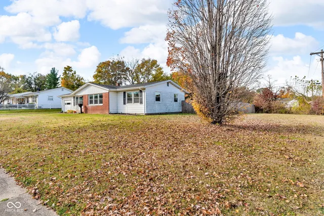 $210,999 | 328 Red Bud Lane, Greencastle, IN 46135