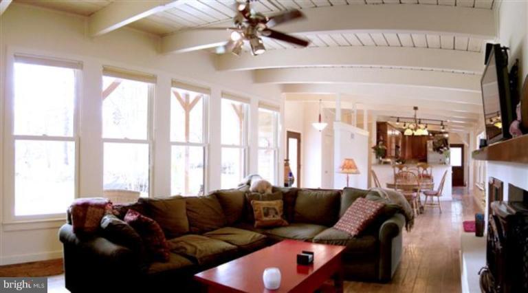 911 Swinks Mill Road McLean, VA 22102 - Photo 3 of 28 Living Room #2
