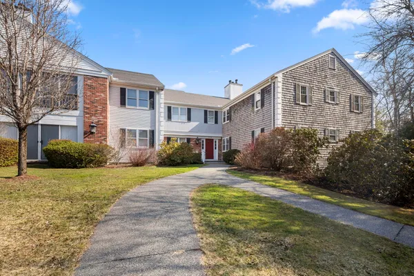 $429,900 | 16 Hilltop Drive, Unit 16, Sandwich, MA 02563