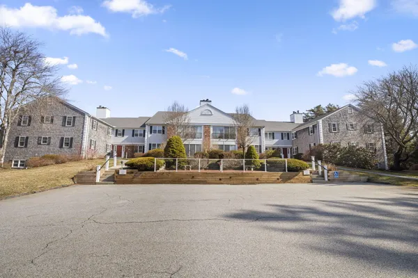 $429,900 | 16 Hilltop Drive, Unit 16, Sandwich, MA 02563