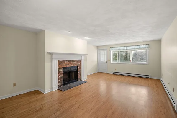 $429,900 | 16 Hilltop Drive, Unit 16, Sandwich, MA 02563