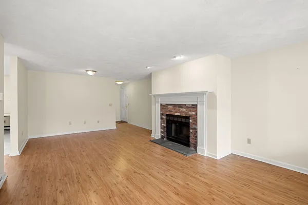 $429,900 | 16 Hilltop Drive, Unit 16, Sandwich, MA 02563