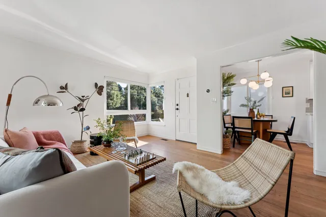 $998,000 | 3945 Canon Avenue, Oakland, CA 94602