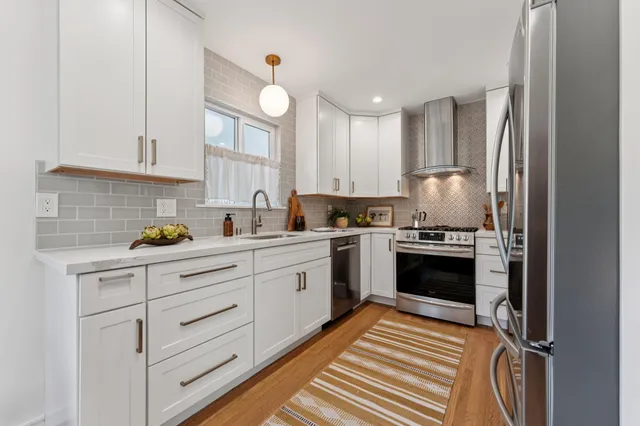 $998,000 | 3945 Canon Avenue, Oakland, CA 94602