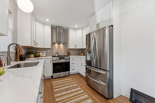 $998,000 | 3945 Canon Avenue, Oakland, CA 94602