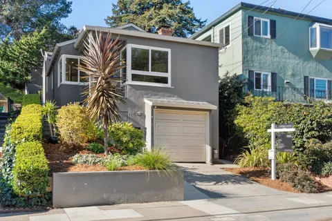 $1,199,999 | 3945 Canon Avenue, Oakland, CA 94602
