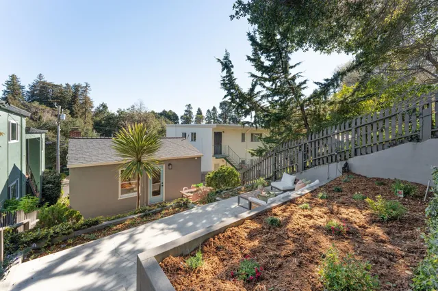 $998,000 | 3945 Canon Avenue, Oakland, CA 94602